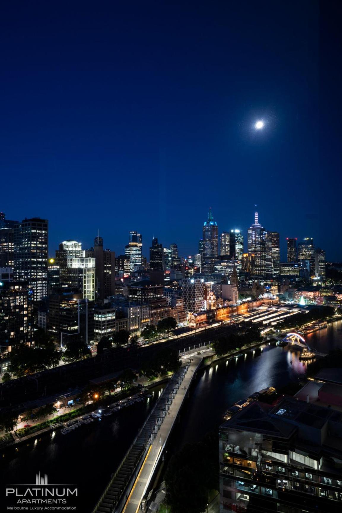 Platinum Luxury Stays At Freshwater Place Melbourne Bagian luar foto