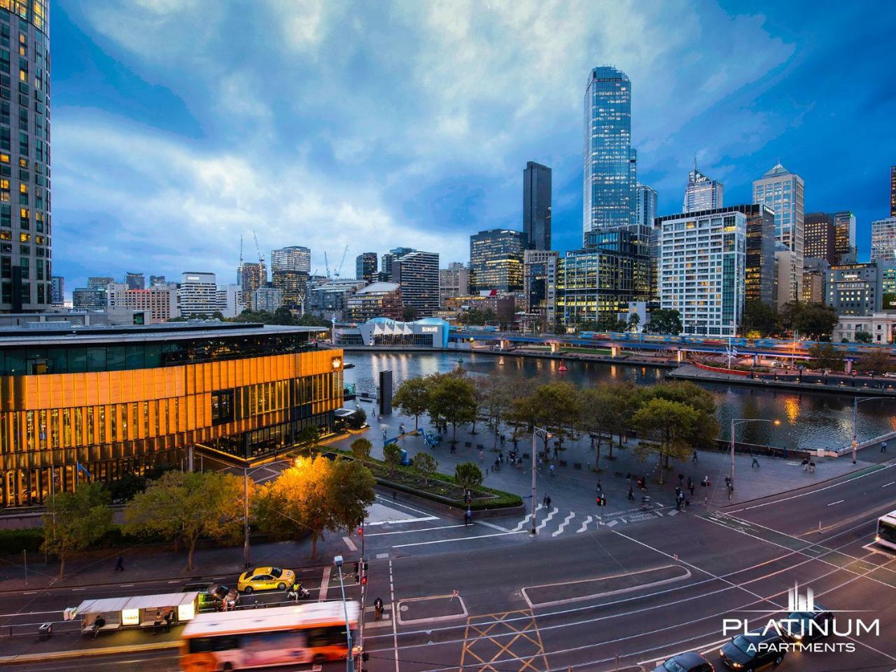 Platinum Luxury Stays At Freshwater Place Melbourne Bagian luar foto